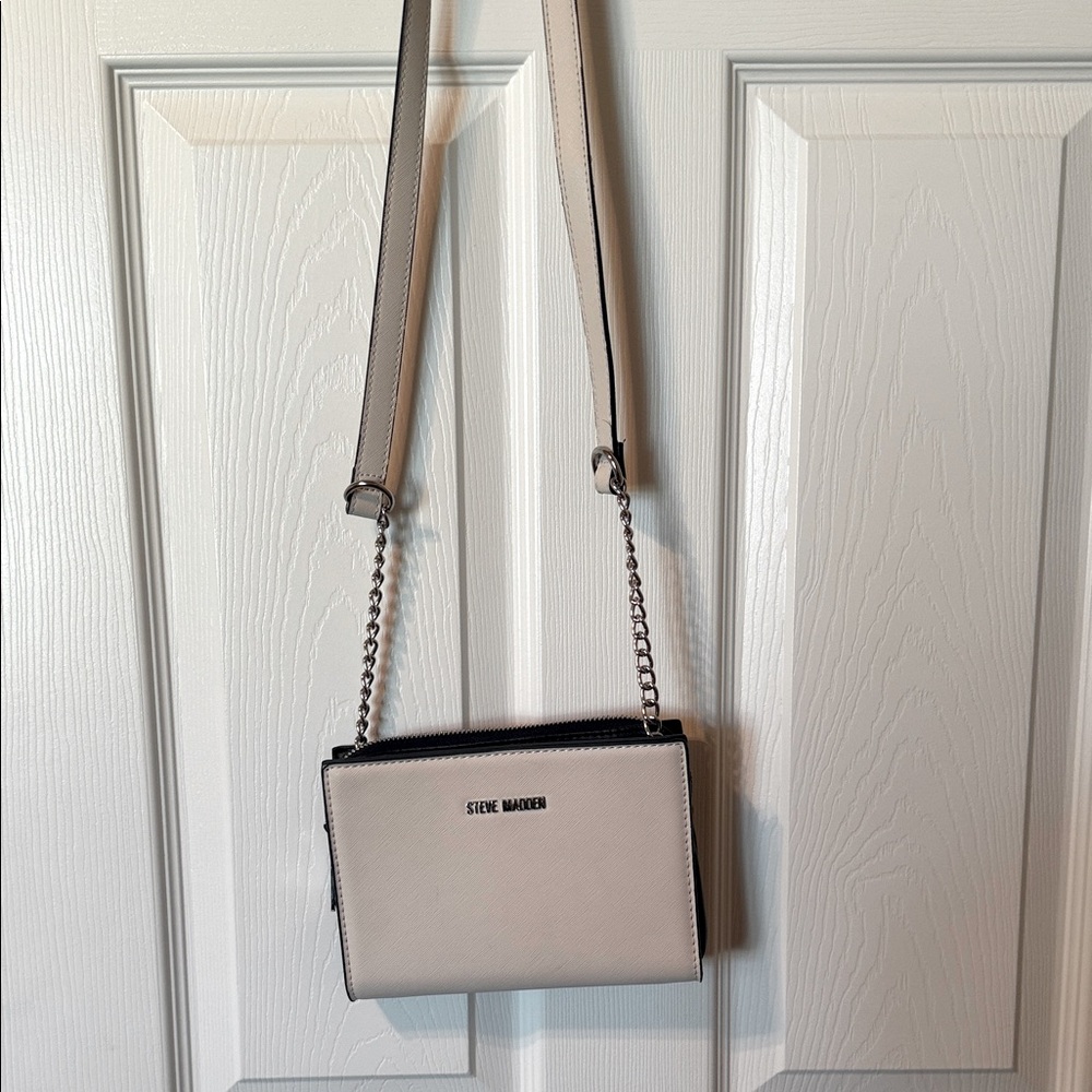 Steve Madden Cream Crossbody Purse!